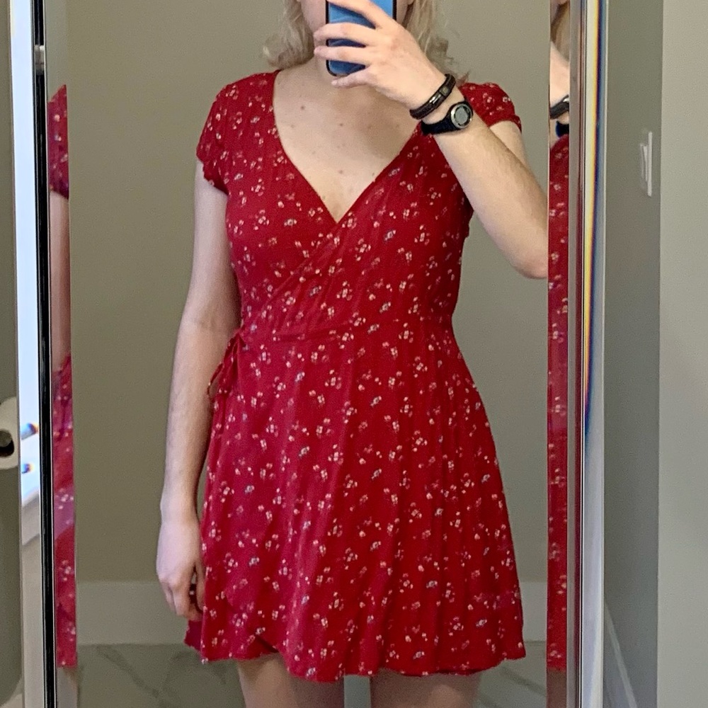 Hollister California Red Floral Wrap Dress, medium
